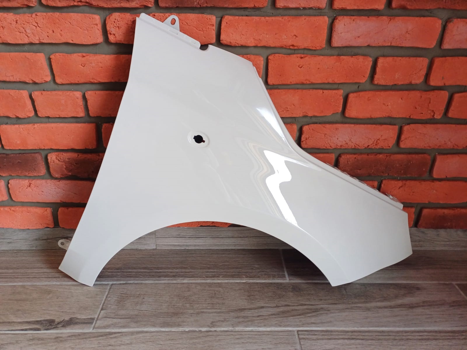 FIAT 500 2007-2015 DRIVER SIDE WING PANEL WHITE COLOUR - Image 2