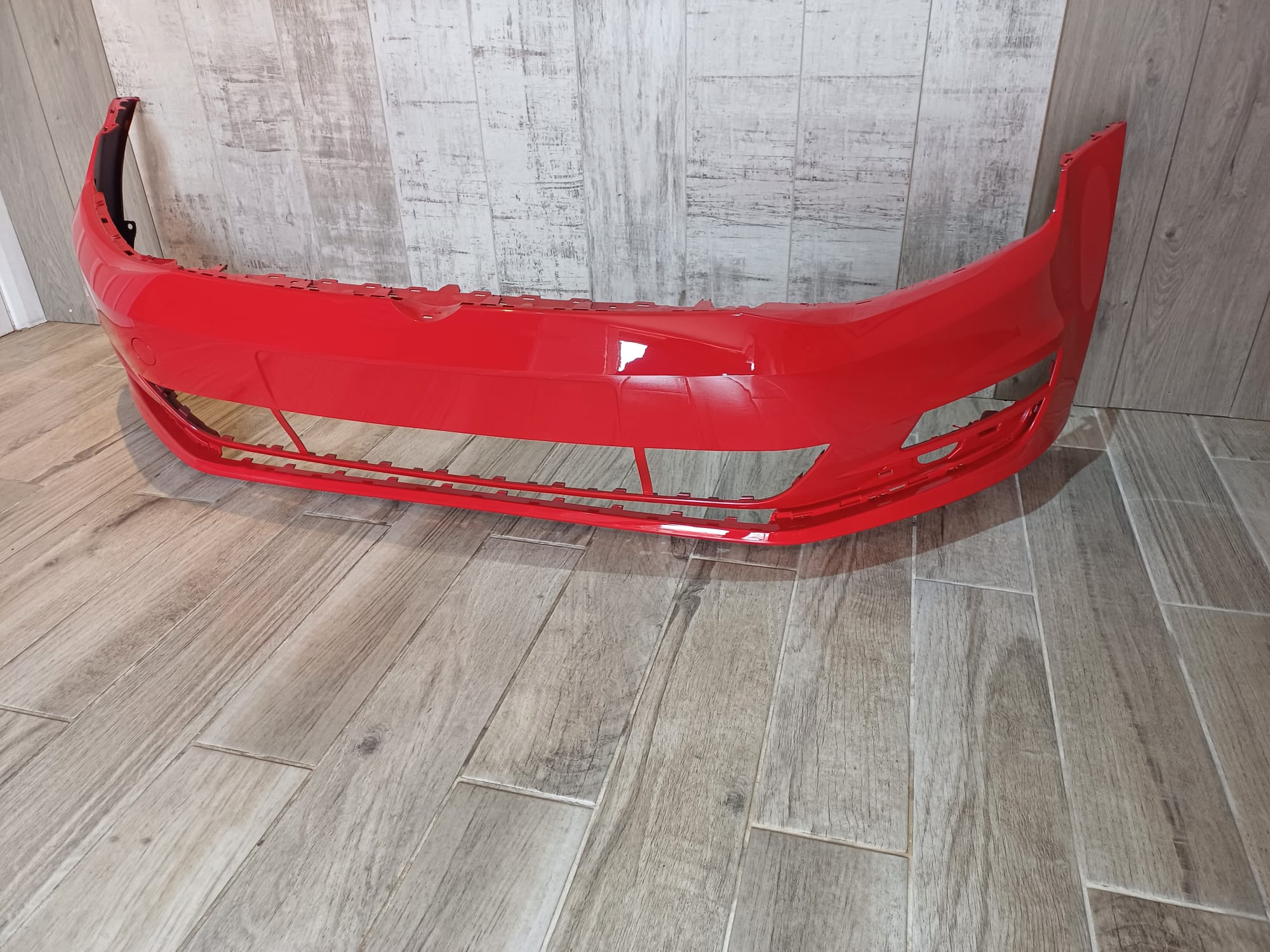 VW GOLF MK7 2013-2017 FRONT BUMPER RED COLOUR - Image 4